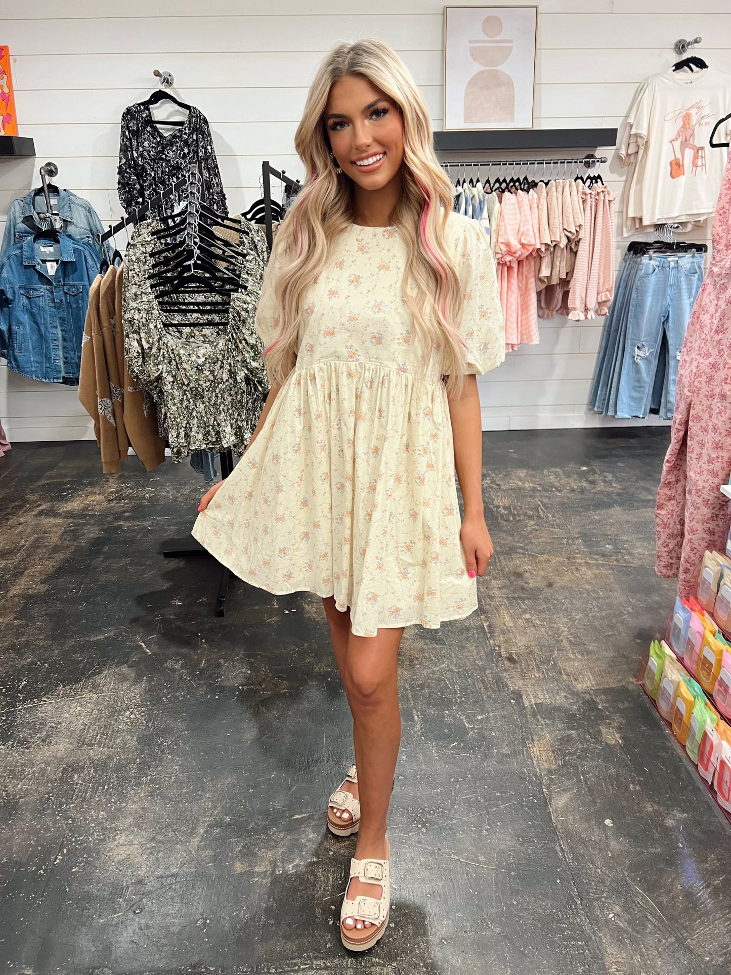 Vintage Floral Puff Sleeve Dress