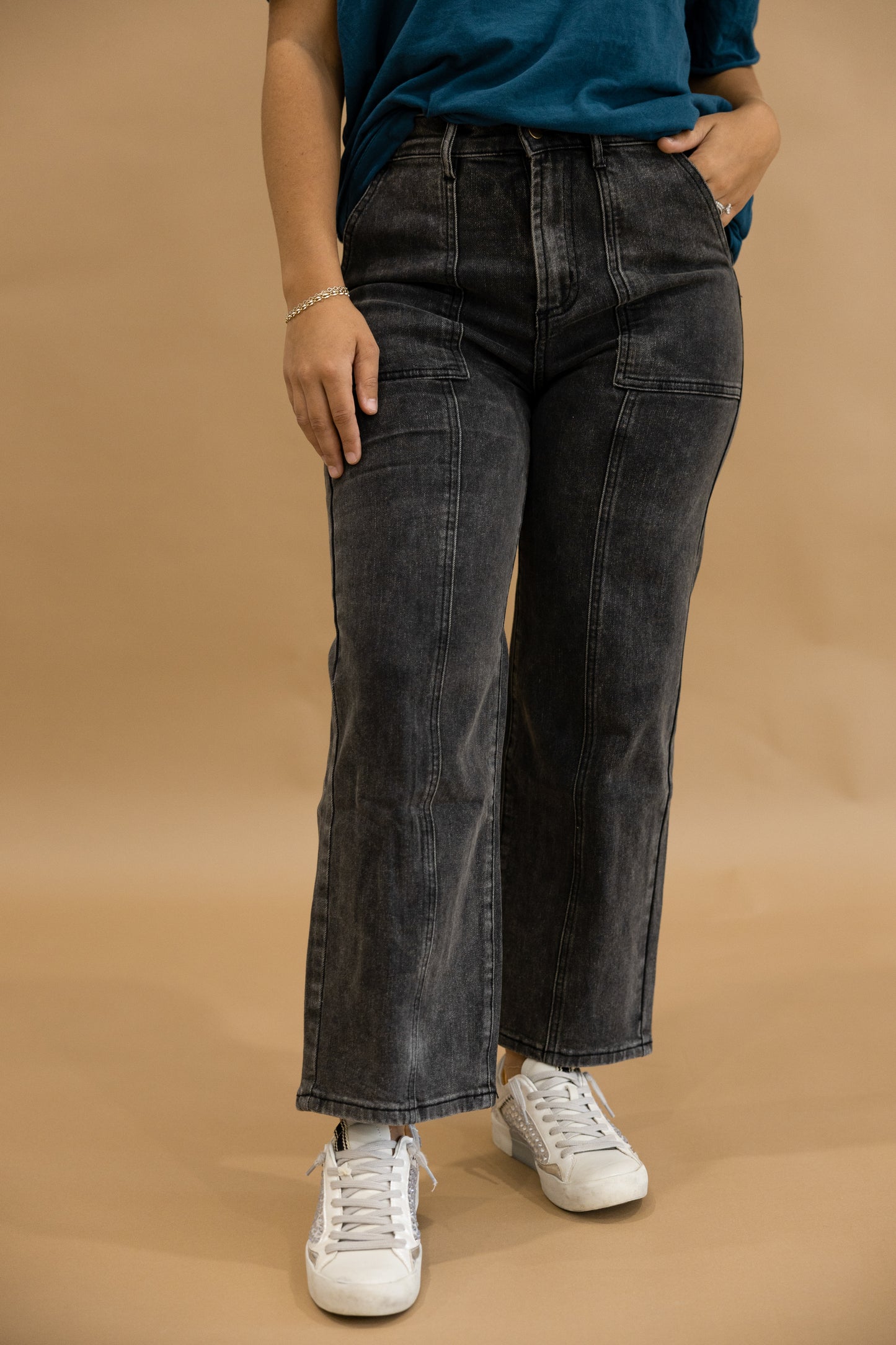 PANELED STRETCH PANTS