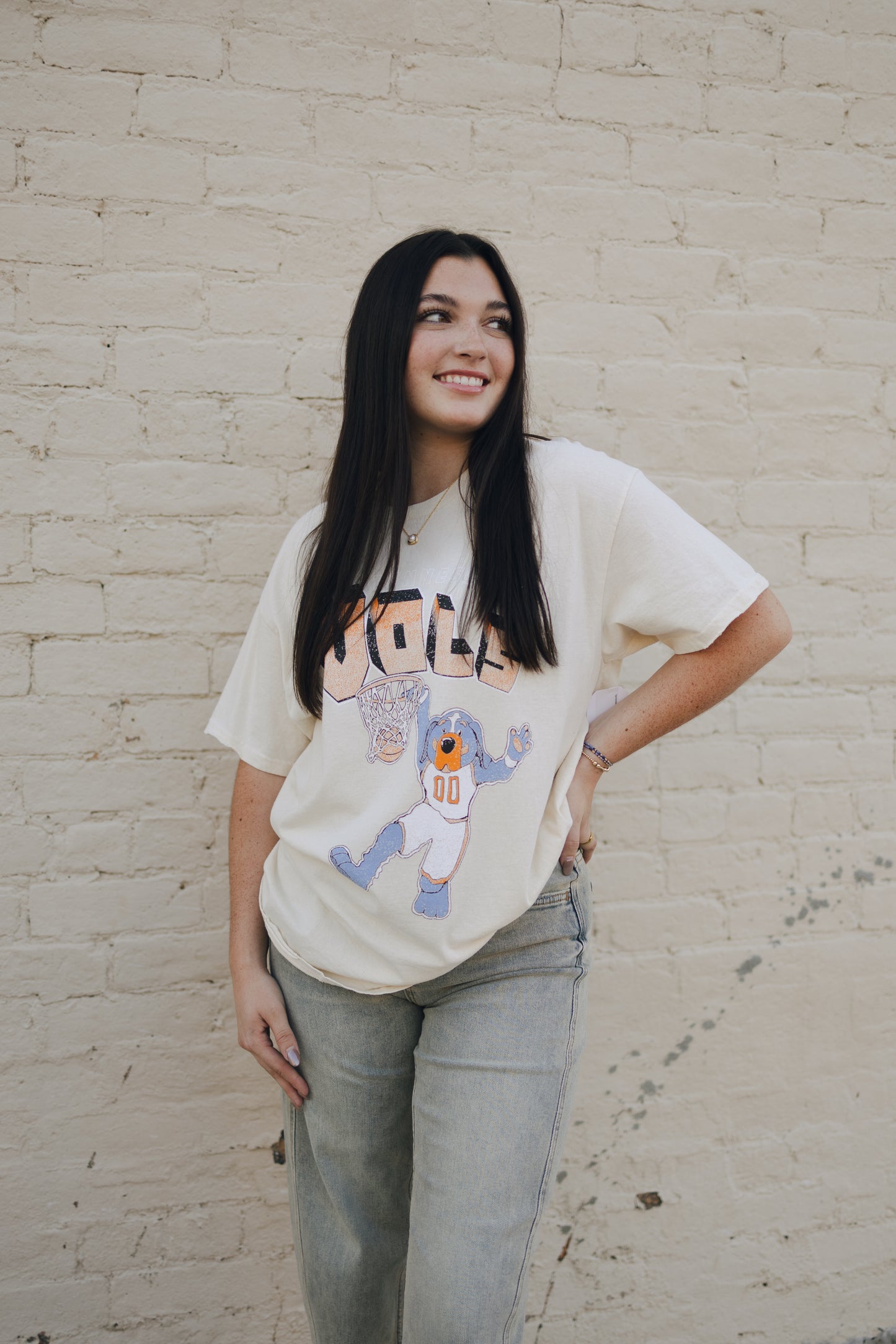 Tennessee Vols Smokey Basketball Dunk Thrifted Tee