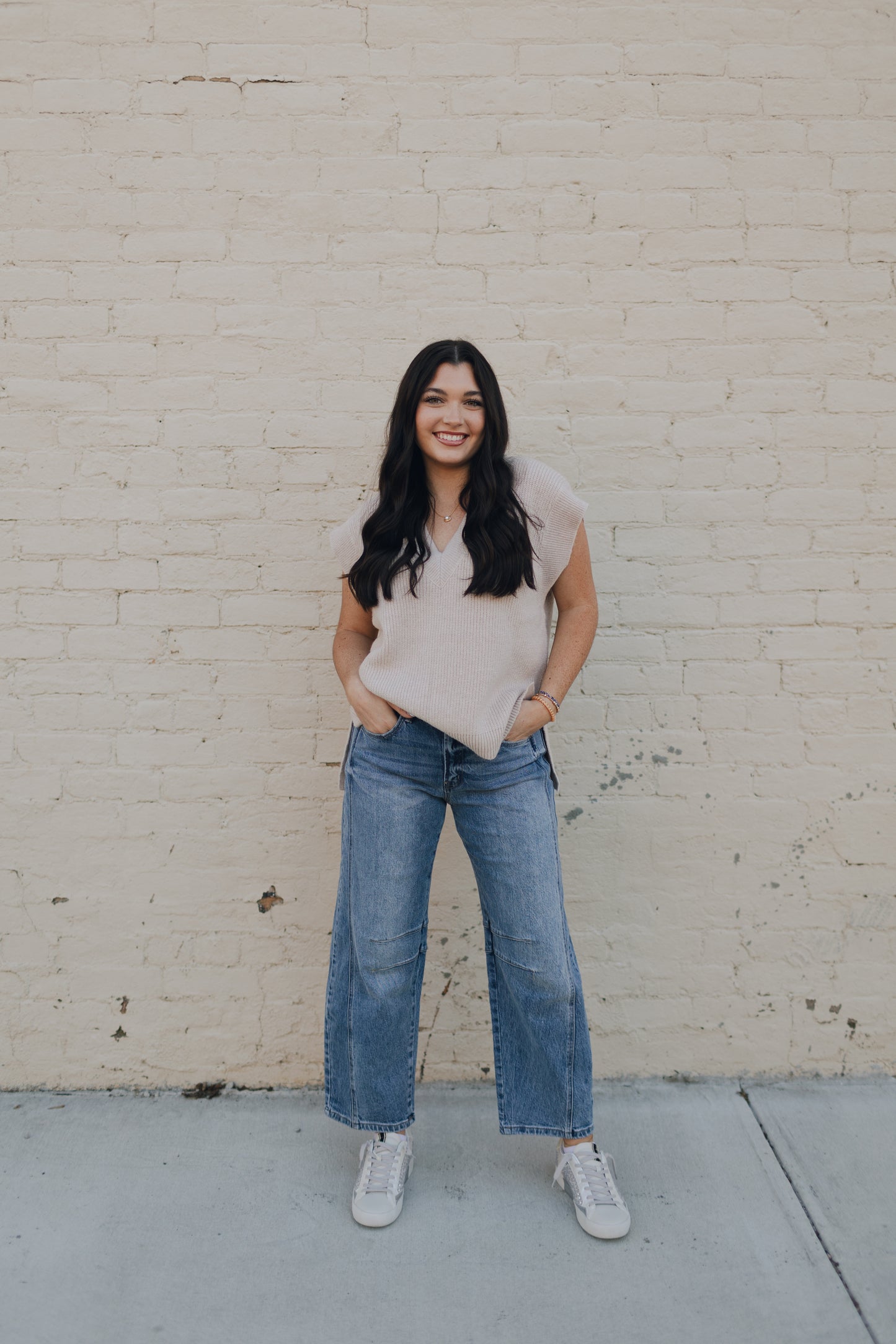 HIGH RISE BARREL LEG JEANS