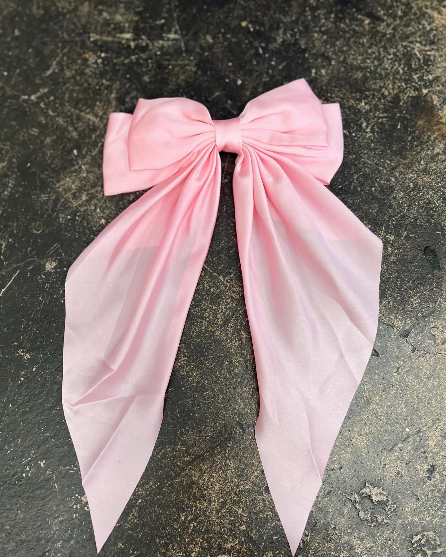 Clip In Bow