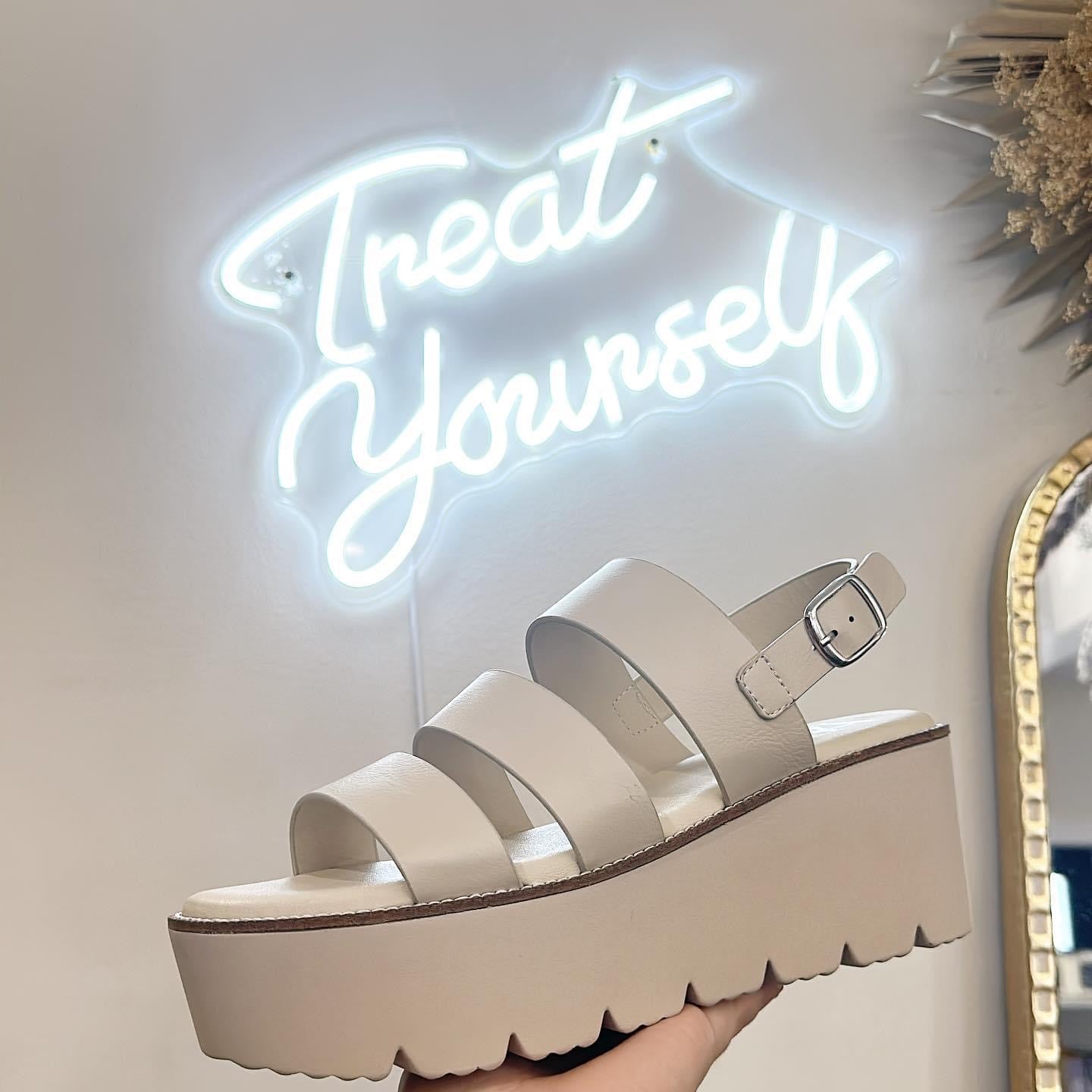CL Pendulum Sandal