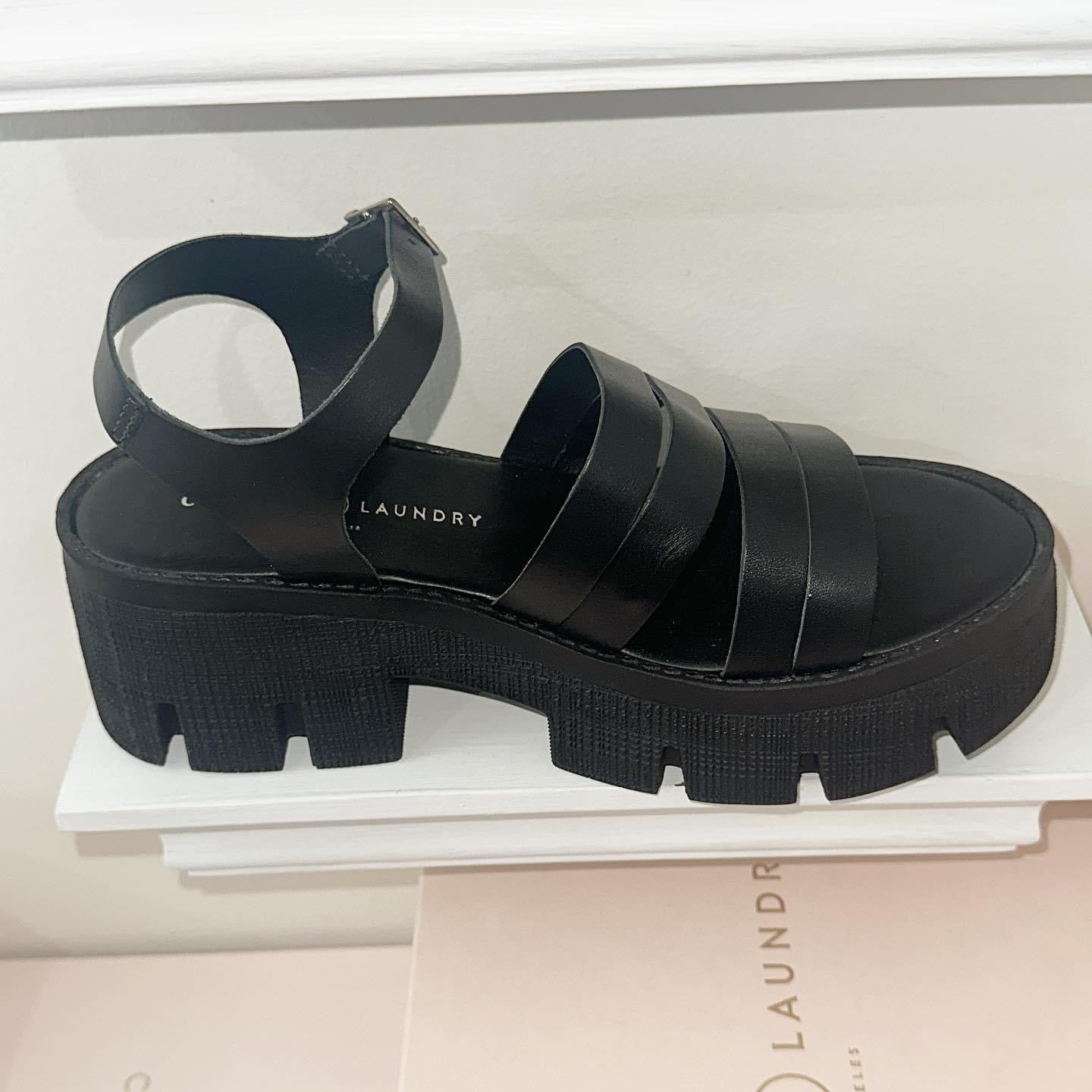 CL Low Down Leather Sandal